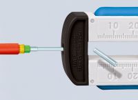 Стриппер для удаления первичной оболочки оптоволокна 0.125 мм, длина 100 мм KNIPEX 1285110SB